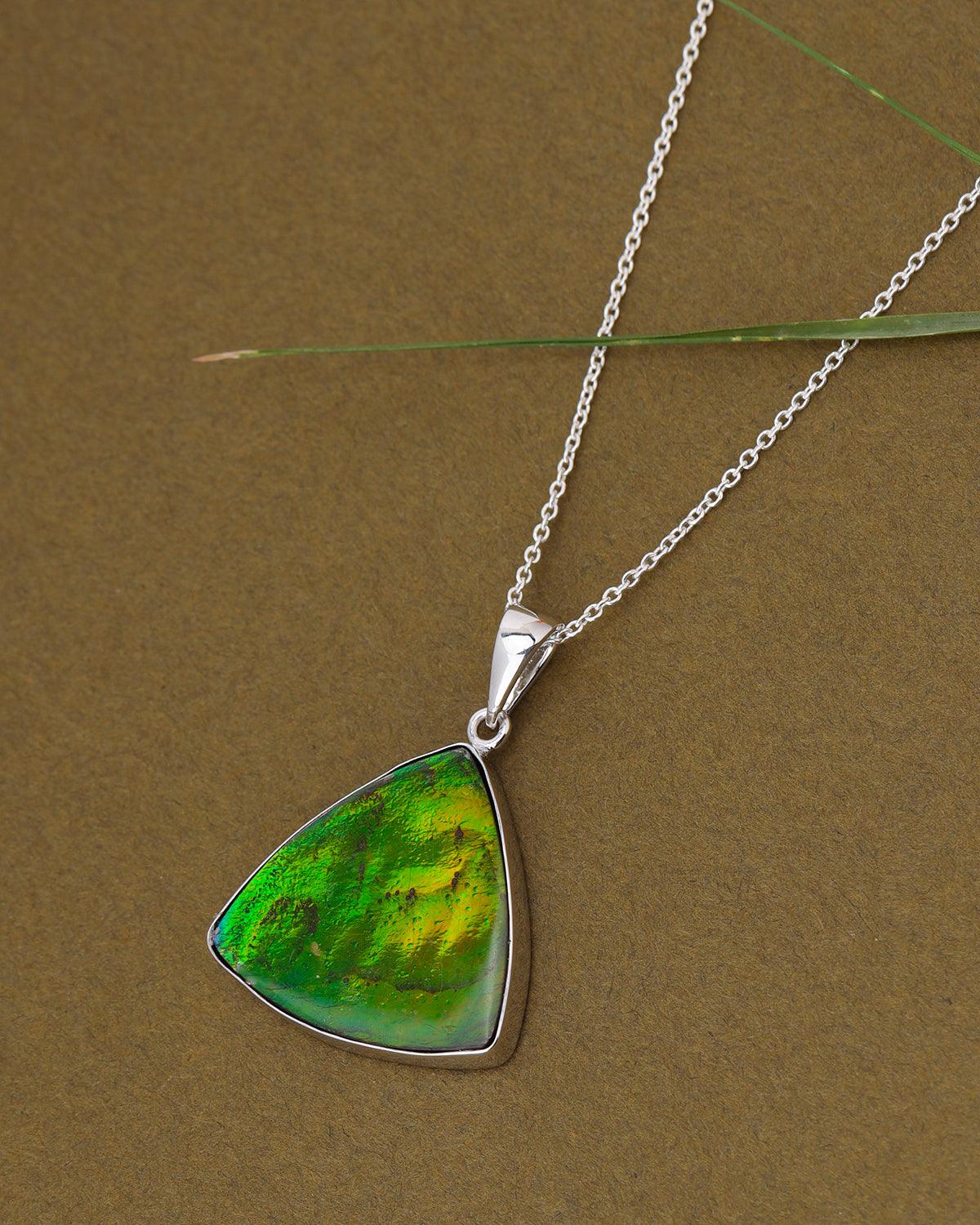 20.60 Ct. Ammolite 925 Sterling Silver Necklace Pendant Jewelry - YoTreasure