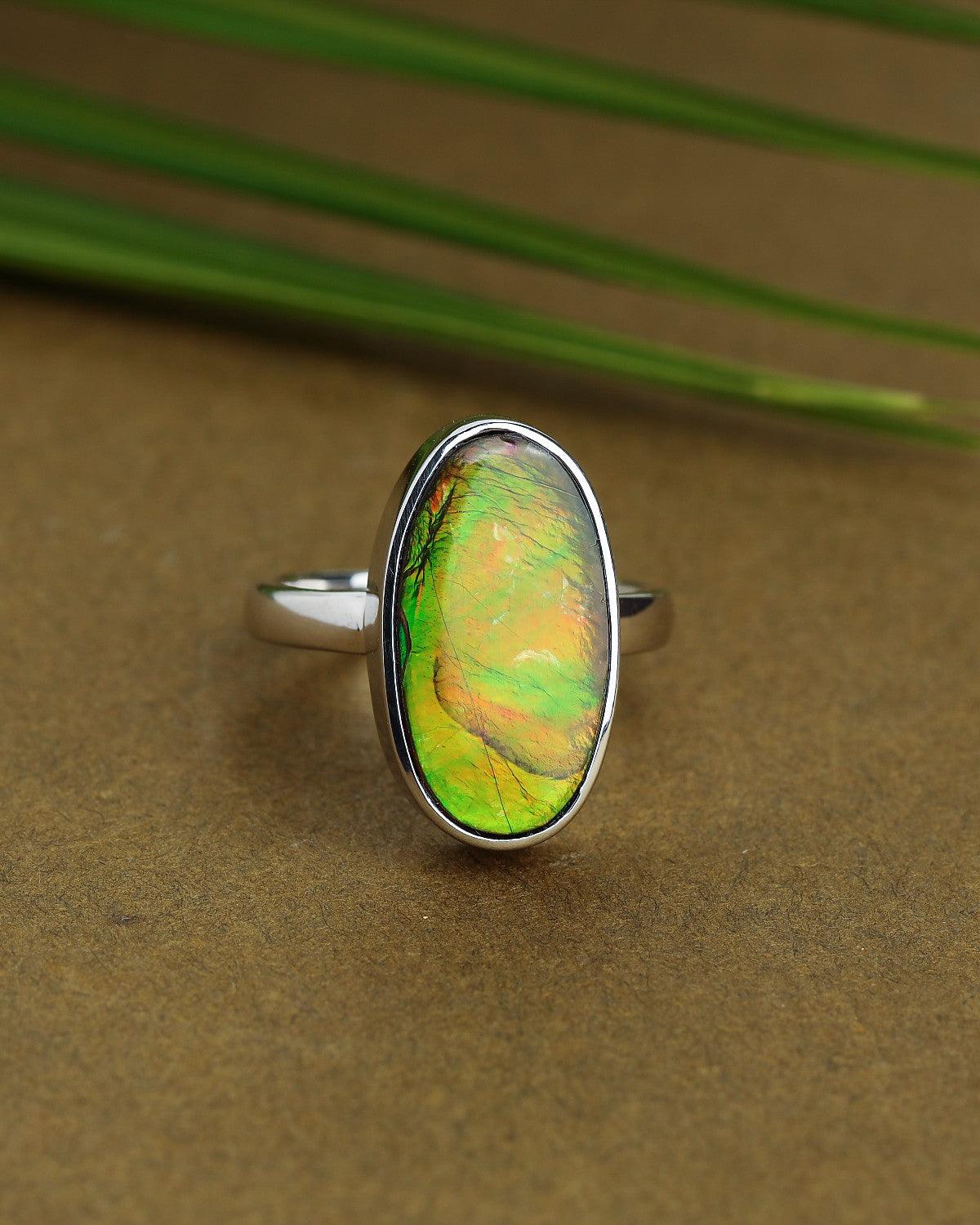 8.05 Ct. Ammolite Solid 925 Sterling Silver Statement Ring - YoTreasure