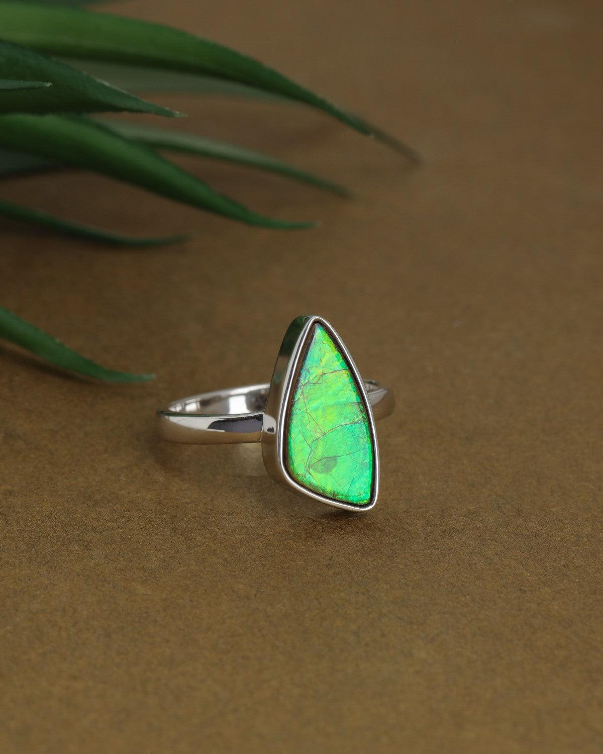 7.65 Ct. Ammolite Solid 925 Sterling Silver Ring - YoTreasure