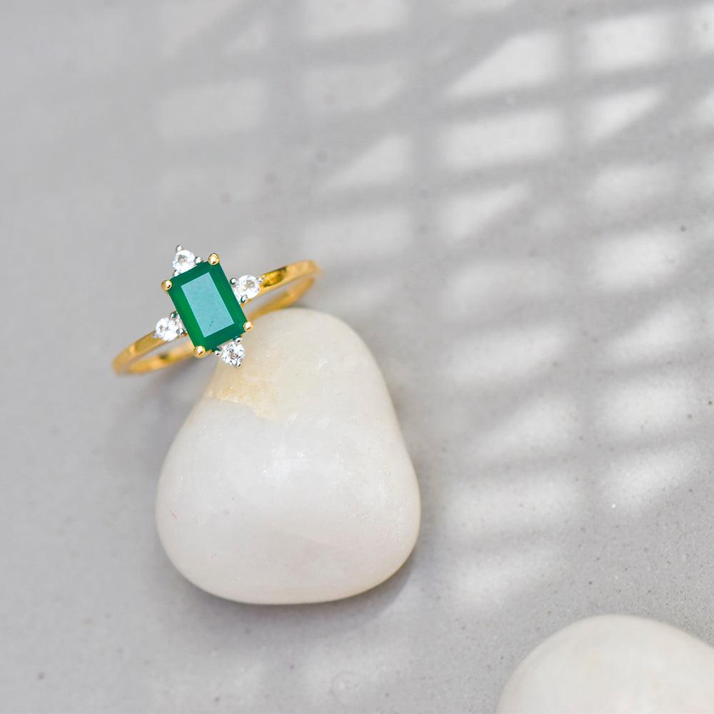 Green Onyx & White Topaz 10kt Yellow Gold Minimalist Ring (1.27 ct. t.w.) - YoTreasure