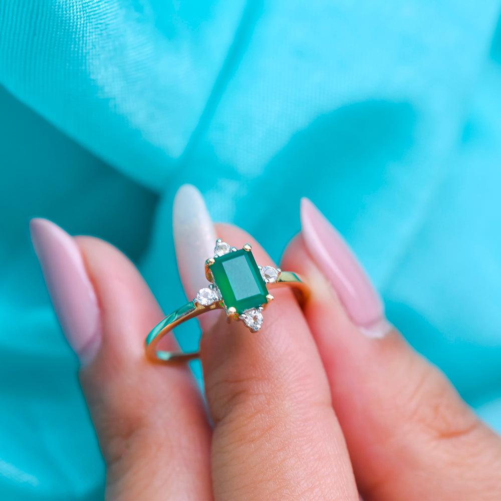 Green Onyx & White Topaz 10kt Yellow Gold Minimalist Ring (1.27 ct. t.w.) - YoTreasure