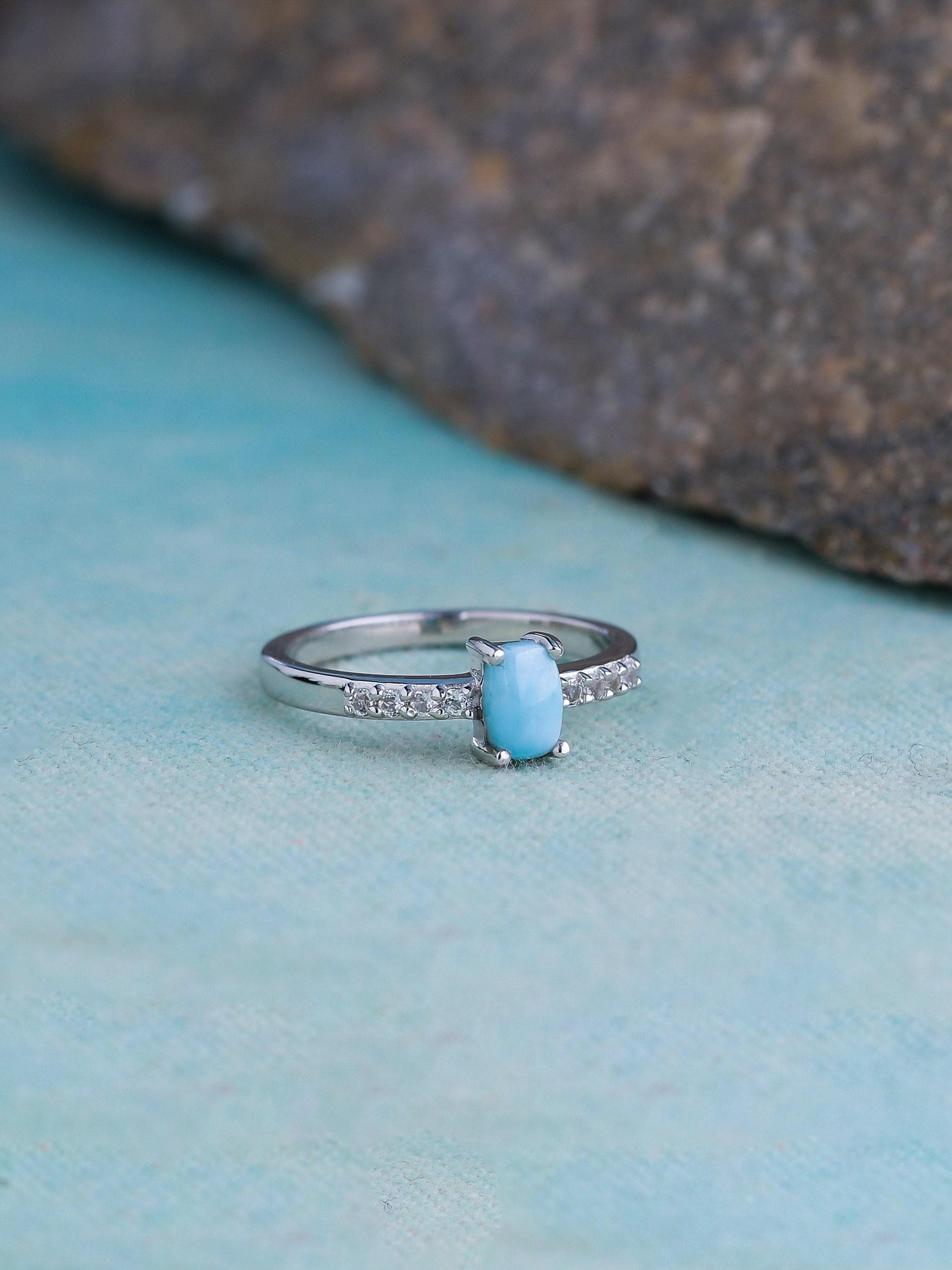 0.64 Ct Larimar White Topaz Solid 925 Sterling Silver Ring Jewelry - YoTreasure