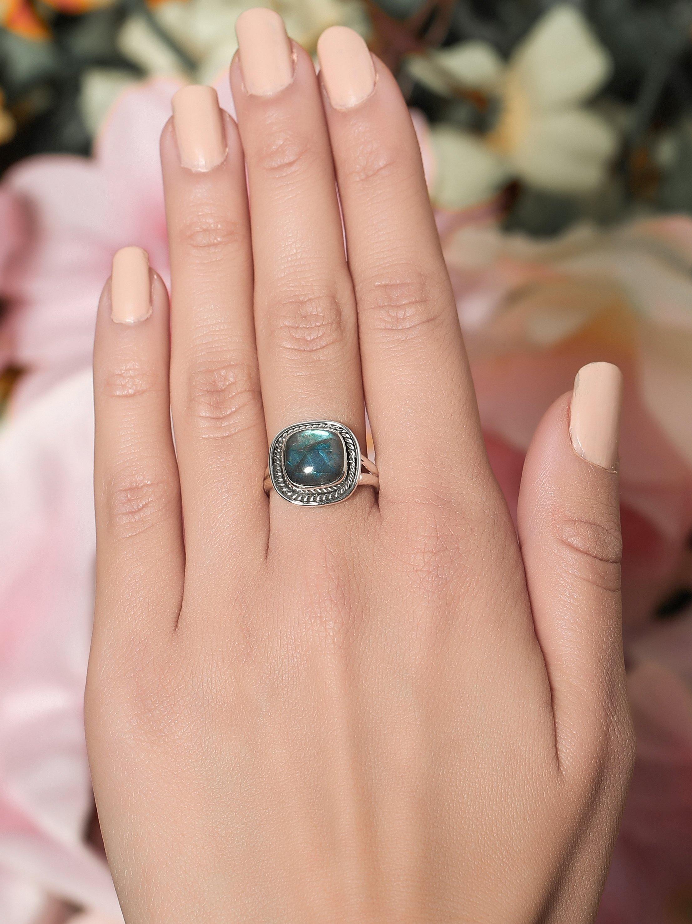 Labradorite Solid 925 Sterling Silver Split Shank Ring Jewelry - YoTreasure