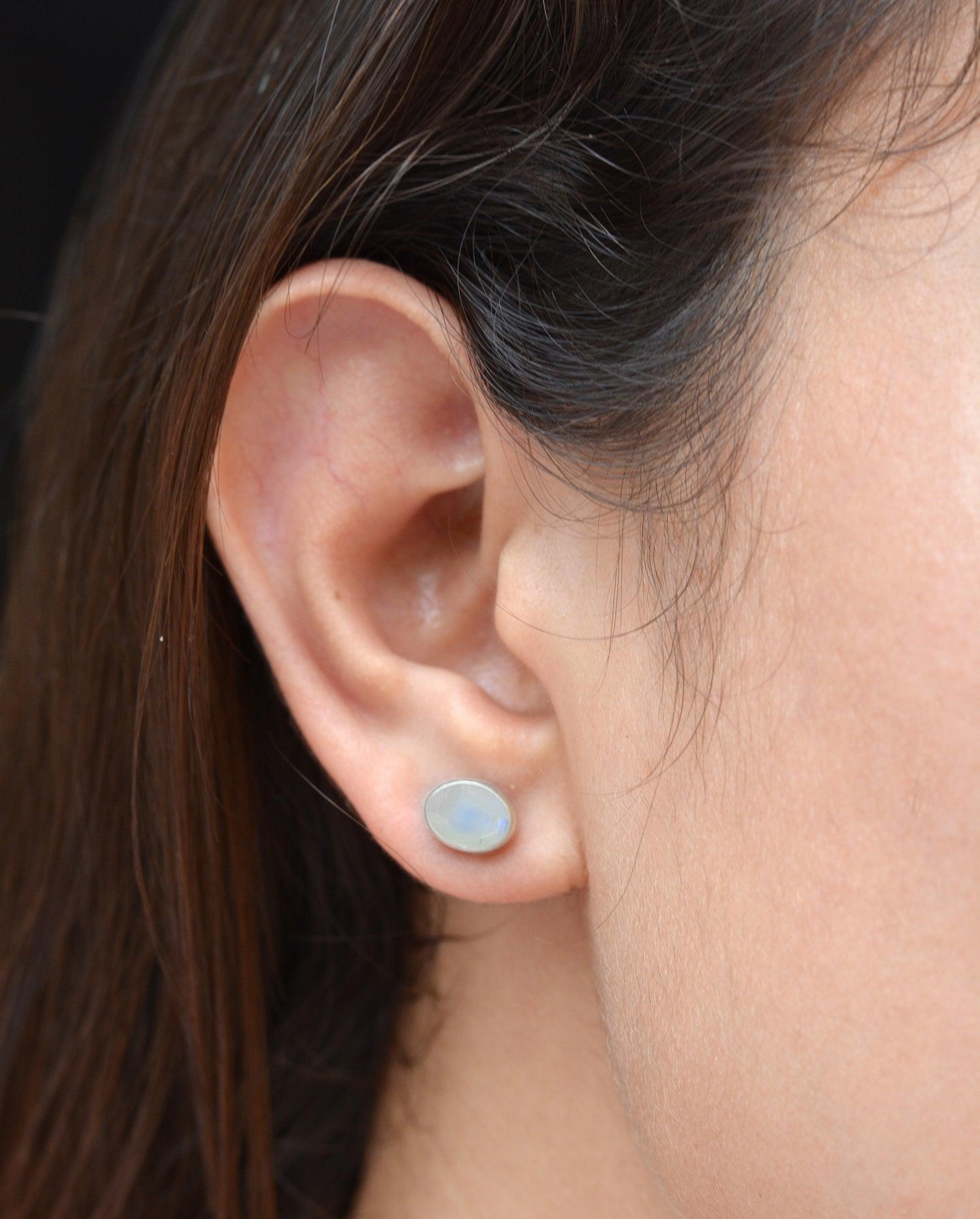 Rainbow Moonstone Stud 925 Solid Sterling Silver Earrings Silver Jewelry - YoTreasure