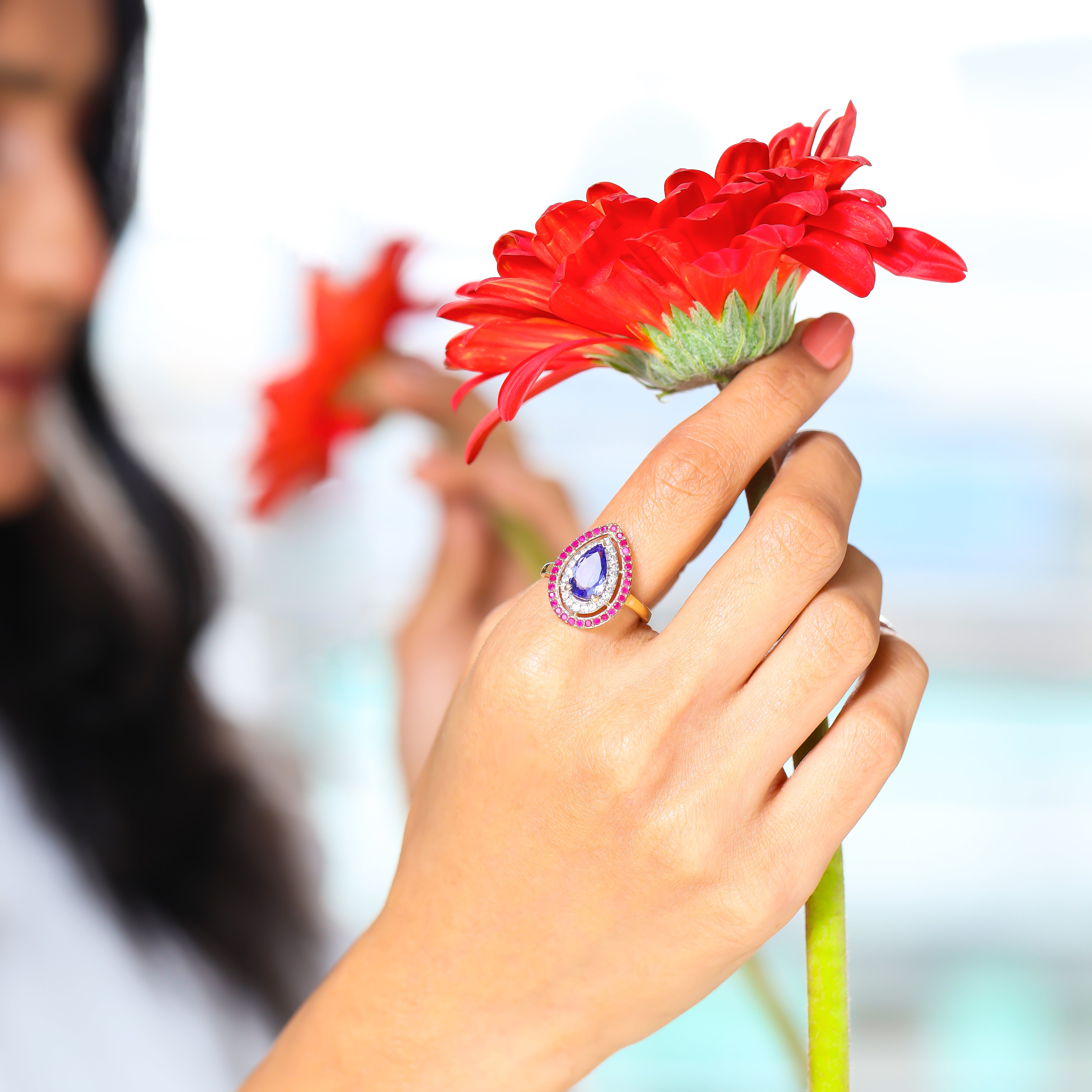 Tanzanite store cluster ring