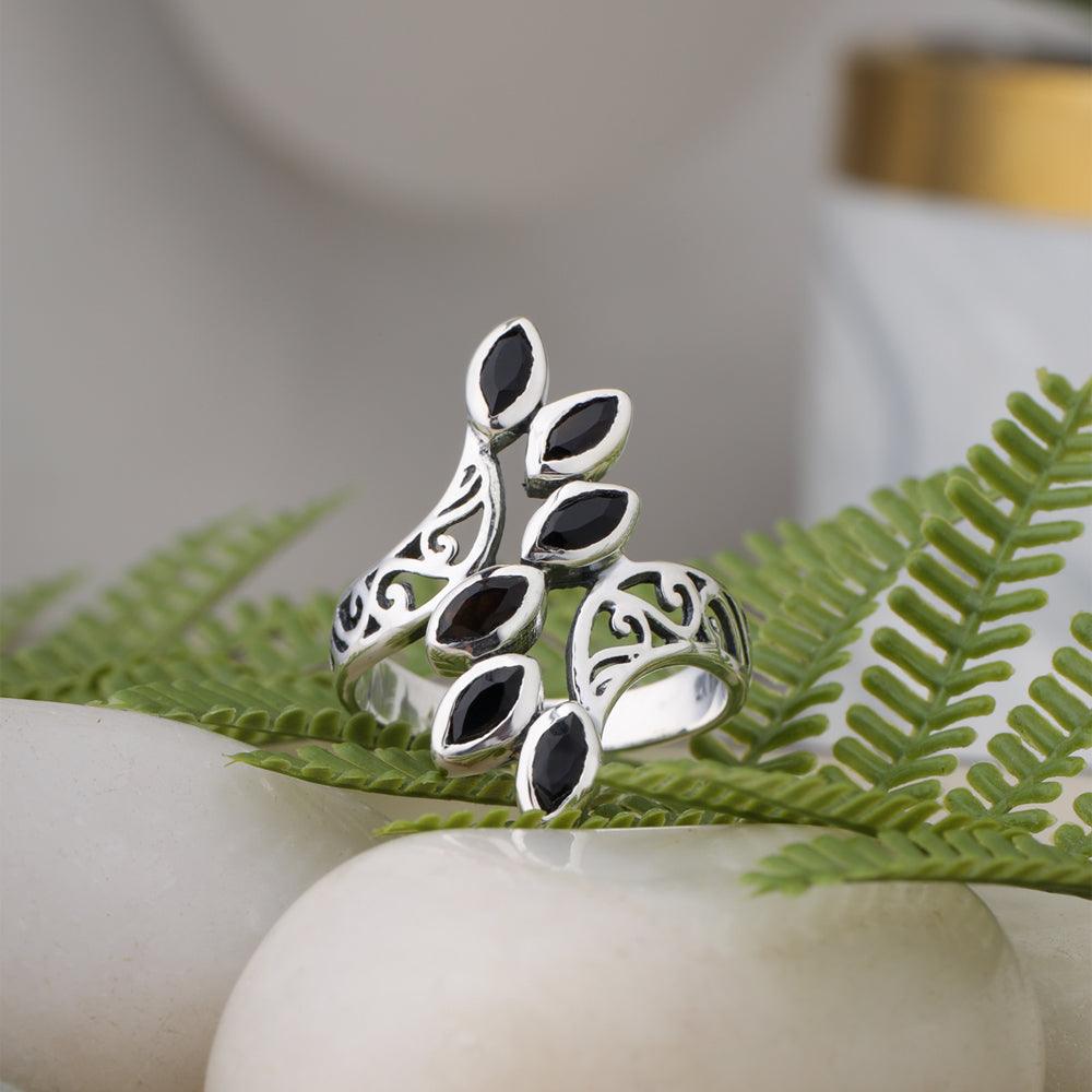 Black Onyx Solid 925 Sterling Silver Leaf Design Ring Jewelry - YoTreasure