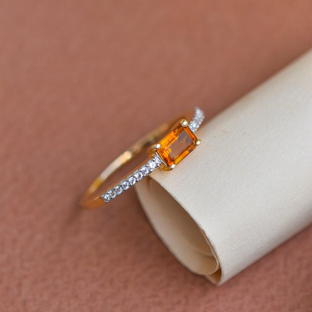 Citrine & White Topaz 10kt Yellow Gold Minimalist Ring (0.56 ct. t.w.) - YoTreasure