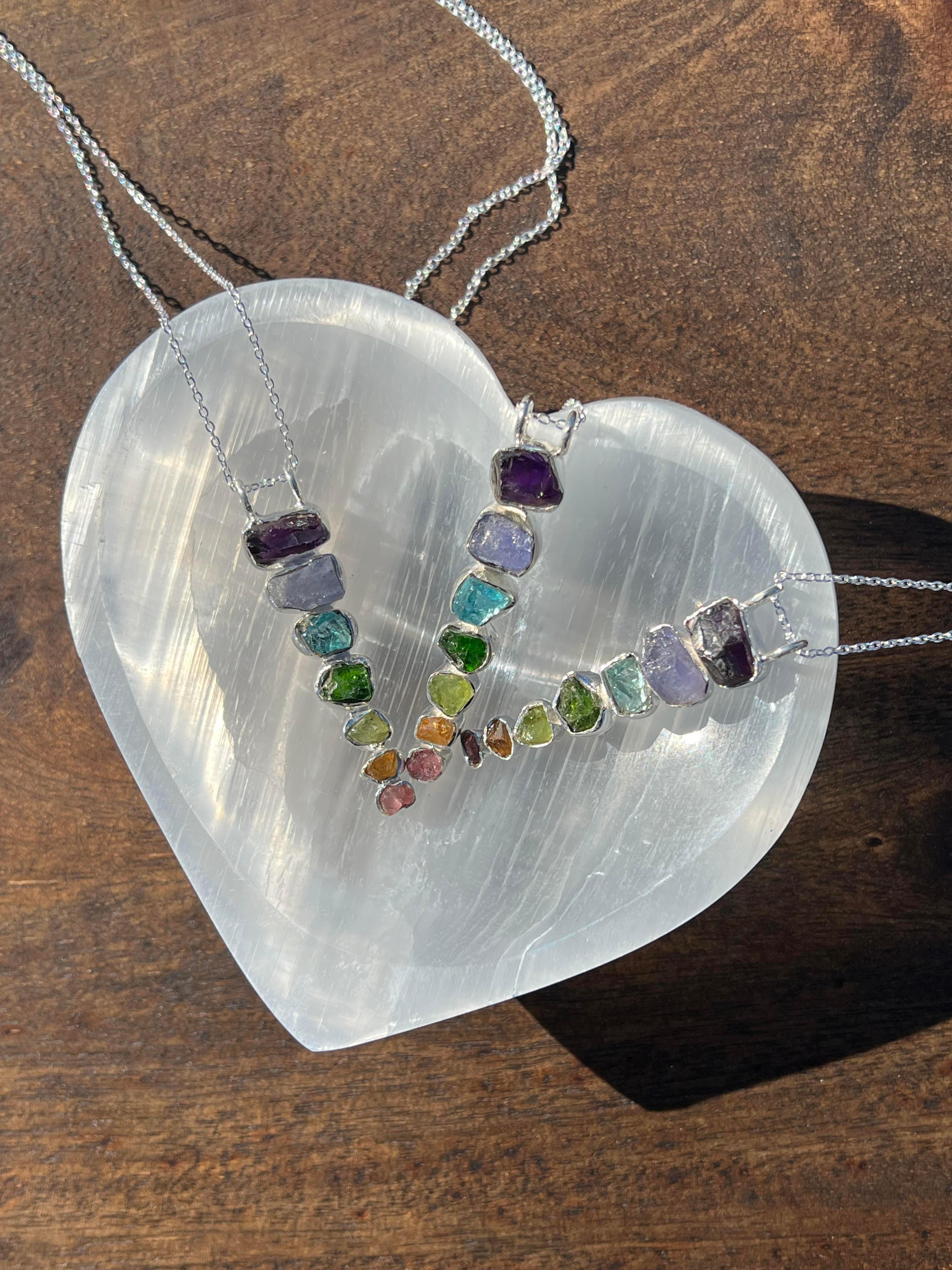 Crystal Charging Bowl in Heart Shape Healing Ability Selenite Bowls Crystals Stone With 7 Stone Chakra 925 Sterling Silver Chain Pendant - YoTreasure