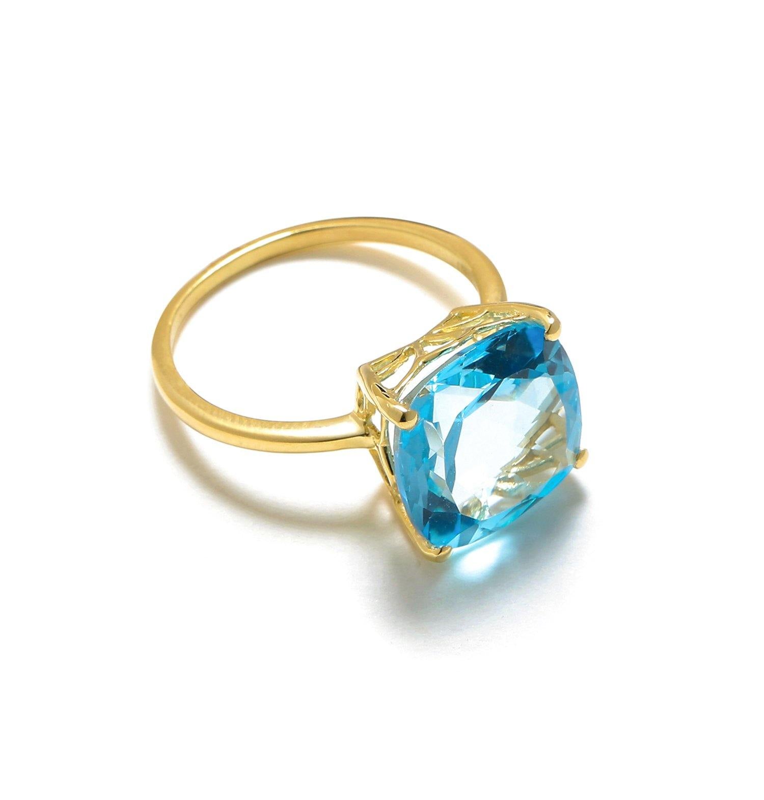 Solid Plumb sale 10K Yellow Gold Blue Topaz Swirl Ring Size 6.25