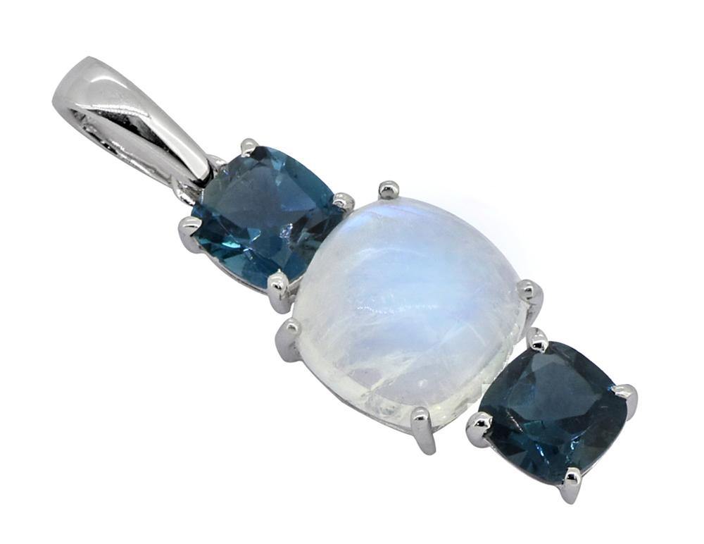 4.01 Ct. Rainbow Moonstone 925 Sterling Silver Chain Pendant - YoTreasure